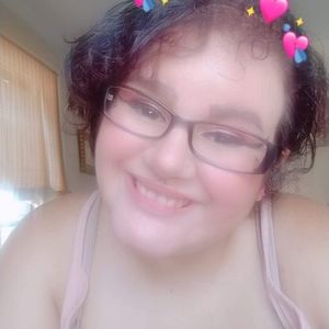 Meet your Posher, Myriam